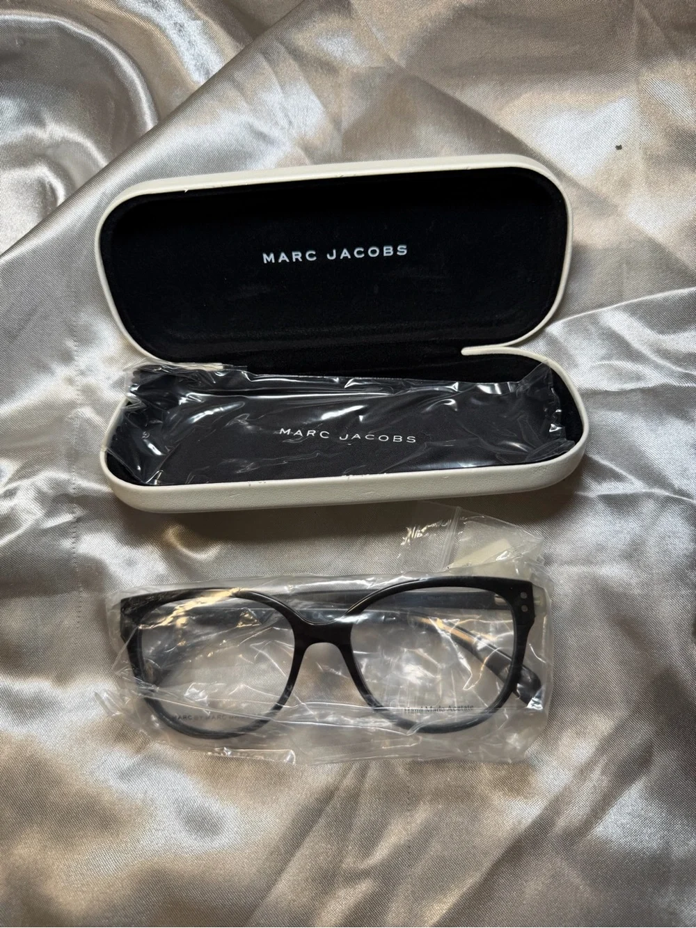 NWT Marc Jacob’s Eyeglass Frames Designer Optical RX Glasses With Case